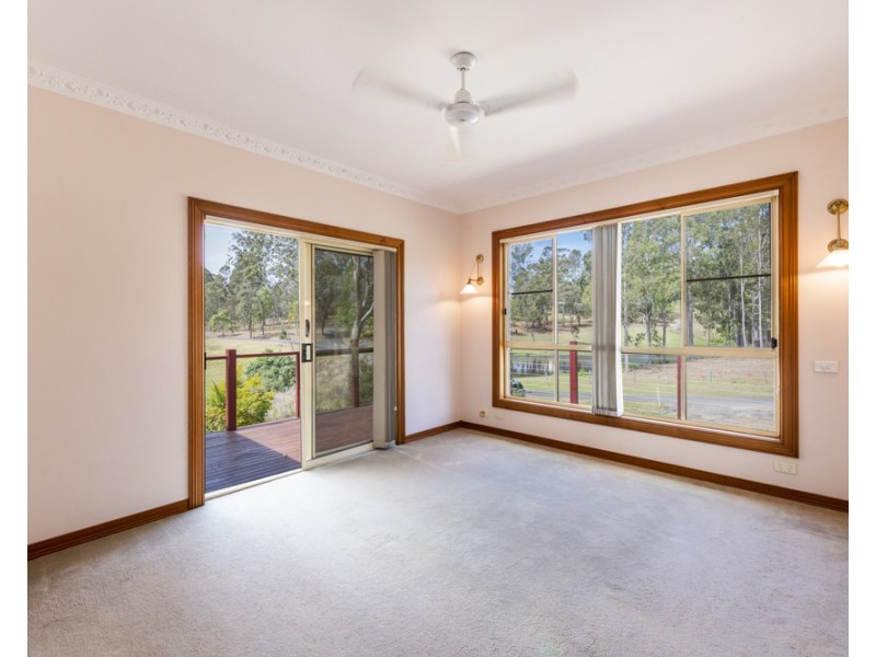 4 Kythera Place, Elland NSW 2460