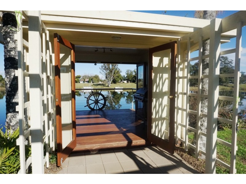 18 Clarence Street, Brushgrove NSW 2460