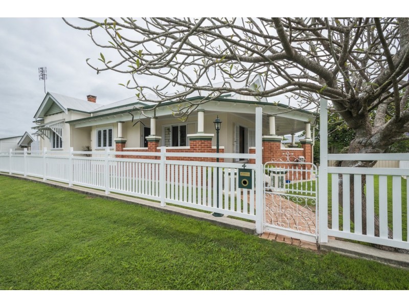 4 Bacon Street, Grafton NSW 2460