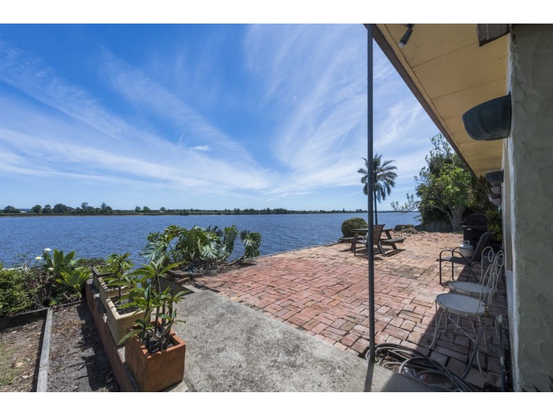 1061 Pacific Highway, Ulmarra NSW 2462