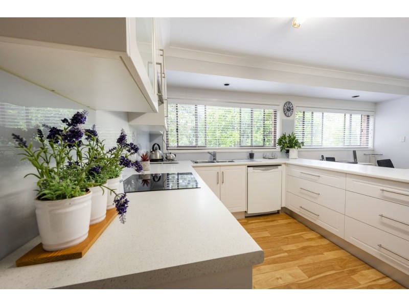 8 Greenfields Drive, Junction Hill NSW 2460