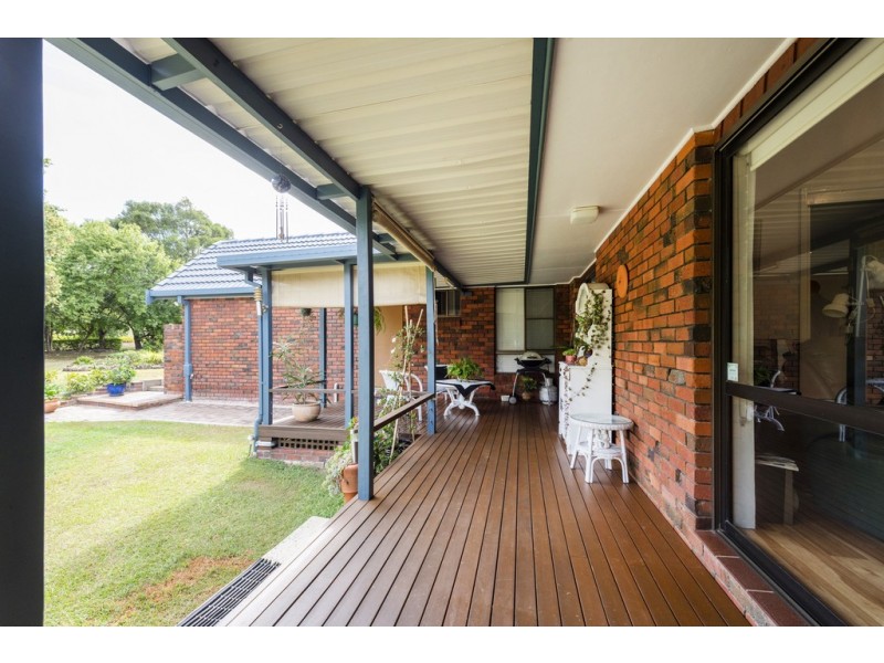 8 Greenfields Drive, Junction Hill NSW 2460
