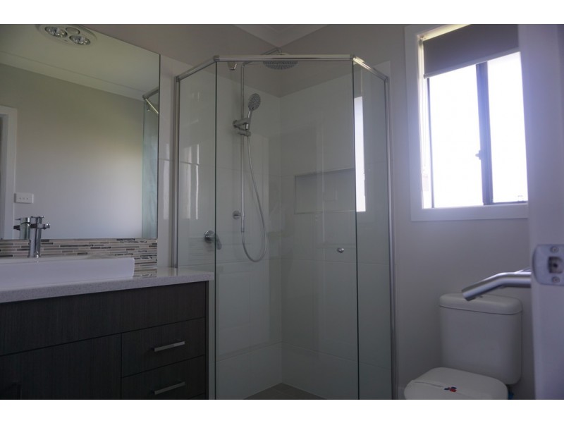 18B Rivertop Crescent, Junction Hill NSW 2460