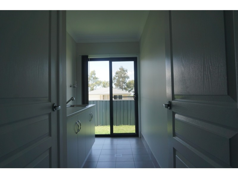 18B Rivertop Crescent, Junction Hill NSW 2460