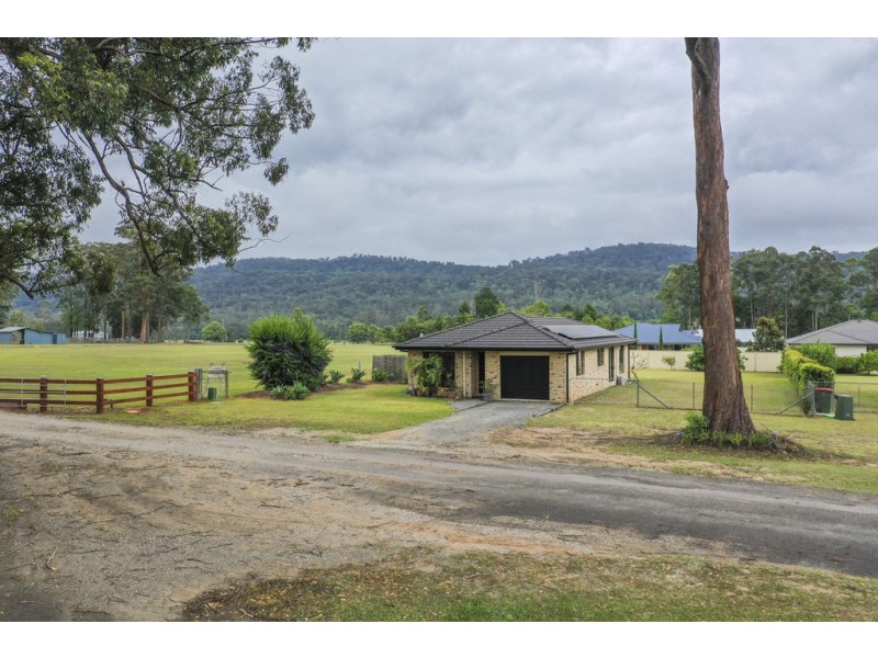 14 Bridge Street, Glenreagh NSW 2450
