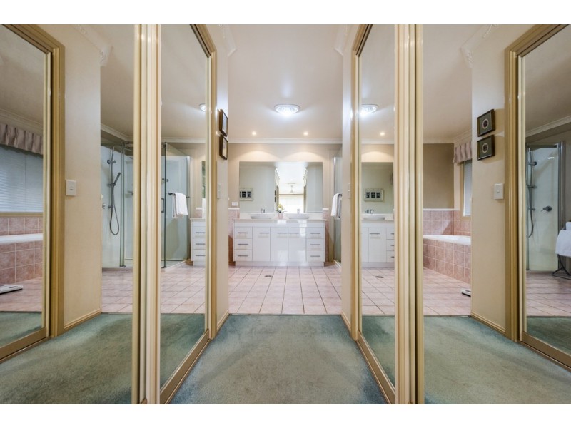 20 Bush Drive, South Grafton NSW 2460