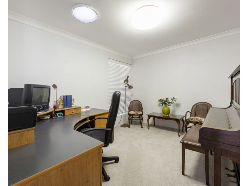 8 Greenfields Drive, Junction Hill NSW 2460
