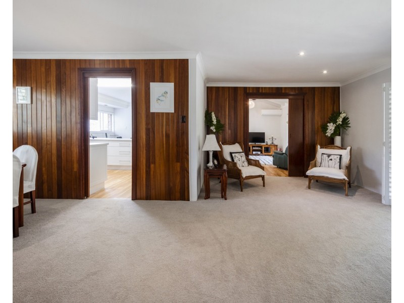 8 Greenfields Drive, Junction Hill NSW 2460