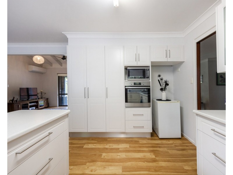 8 Greenfields Drive, Junction Hill NSW 2460