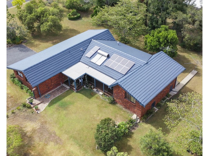 8 Greenfields Drive, Junction Hill NSW 2460