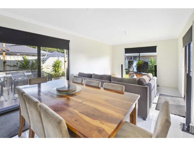 8 APRIL STREET, Sandy Beach NSW 2456