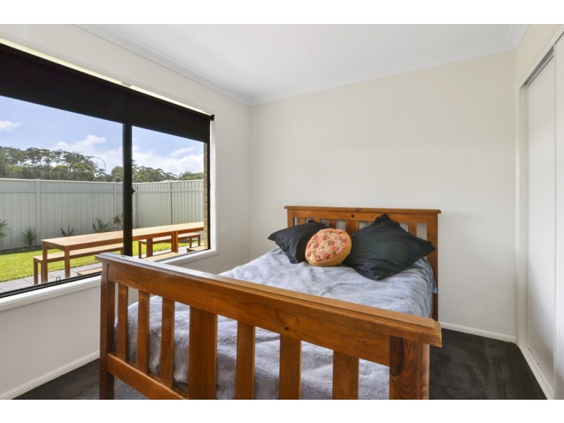 8 APRIL STREET, Sandy Beach NSW 2456