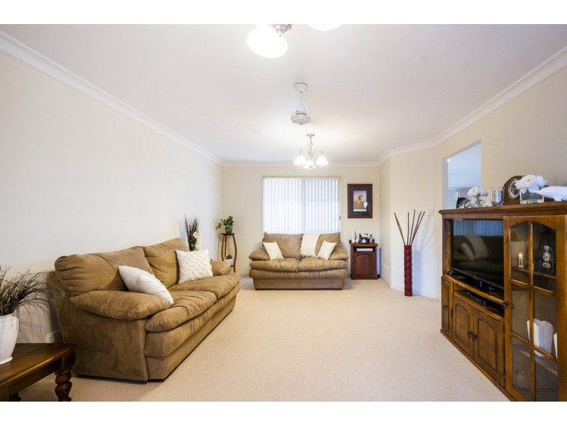 5 Lake Edgecombe Close, Junction Hill NSW 2460