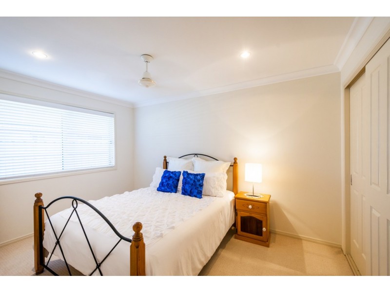5 Lake Edgecombe Close, Junction Hill NSW 2460