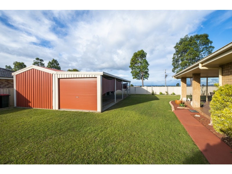 5 Lake Edgecombe Close, Junction Hill NSW 2460