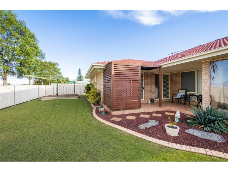 5 Lake Edgecombe Close, Junction Hill NSW 2460