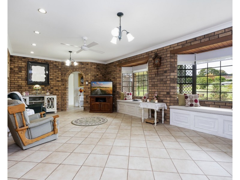 10 Hillside Drive, Junction Hill NSW 2460