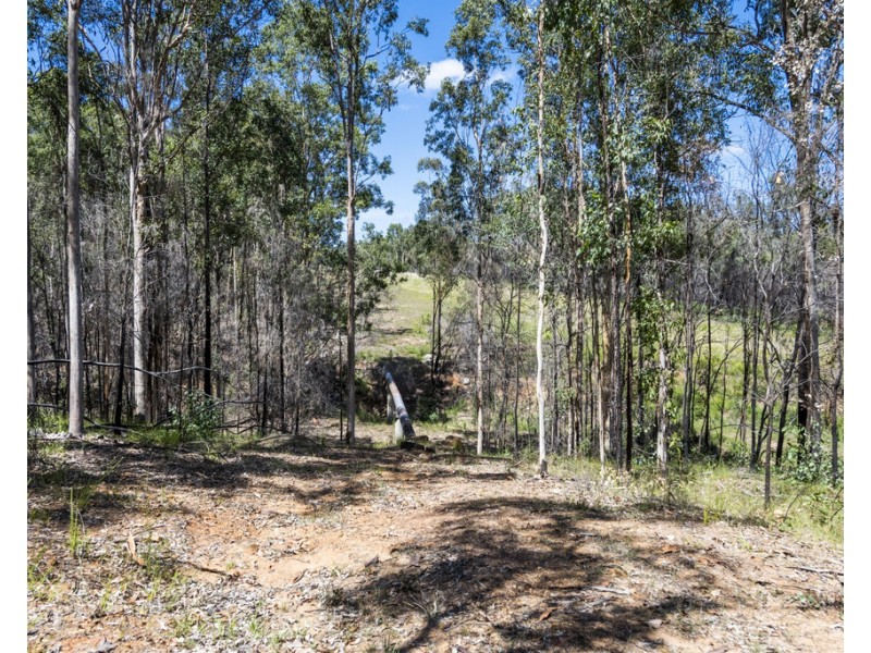 2700 Armidale Road, Blaxlands Creek NSW 2460