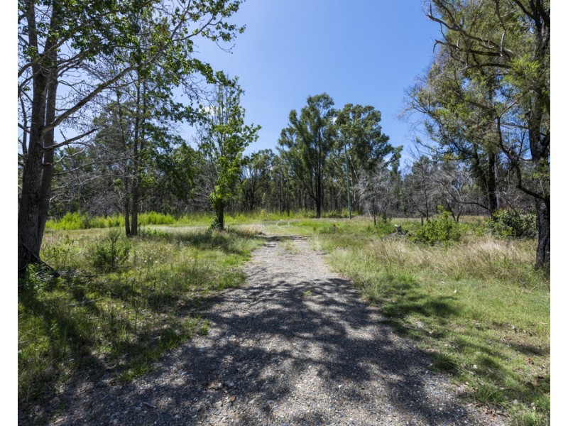 2700 Armidale Road, Blaxlands Creek NSW 2460