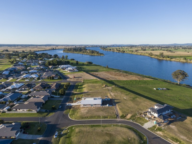 11 Clear Water Close, Grafton NSW 2460
