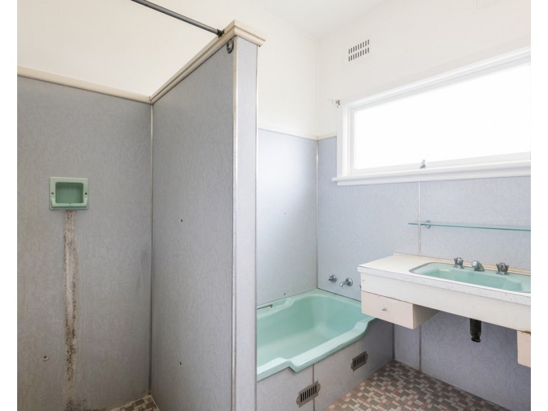 11 Roberts Drive, South Grafton NSW 2460