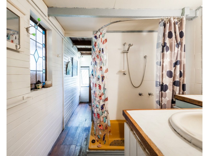 2199 Armidale Road, Blaxlands Creek NSW 2460