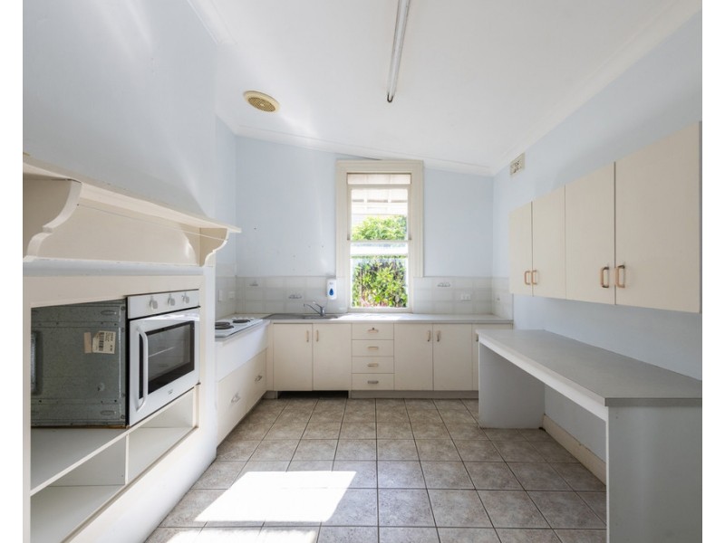 100 Bacon Street, Grafton NSW 2460