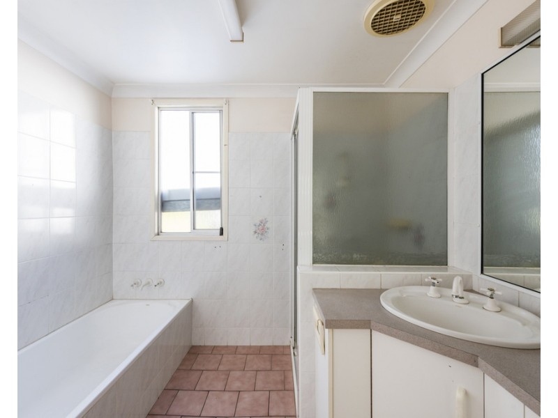 100 Bacon Street, Grafton NSW 2460