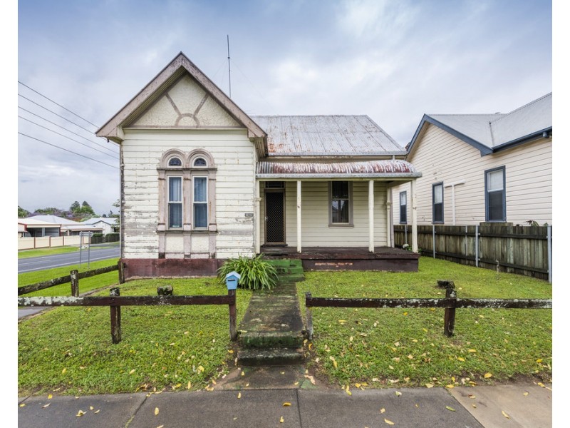 182 Pound Street, Grafton NSW 2460