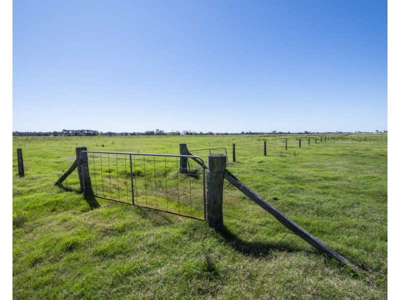 546 Lawrence Road, Alumy Creek NSW 2460