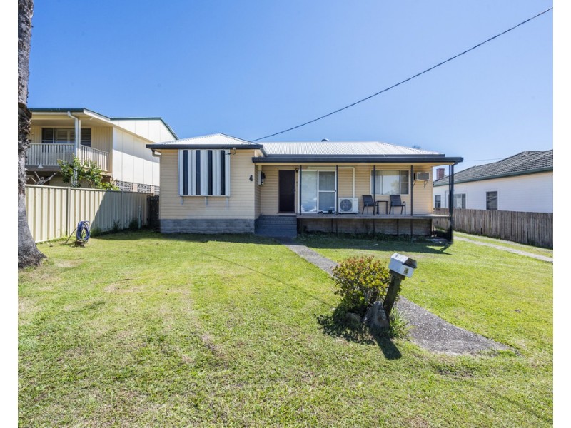 4 Pine Street, Junction Hill NSW 2460