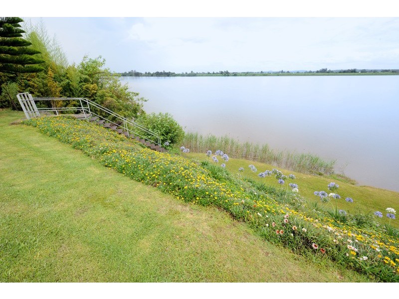 29 Lynhaven Crescent, Ulmarra NSW 2462