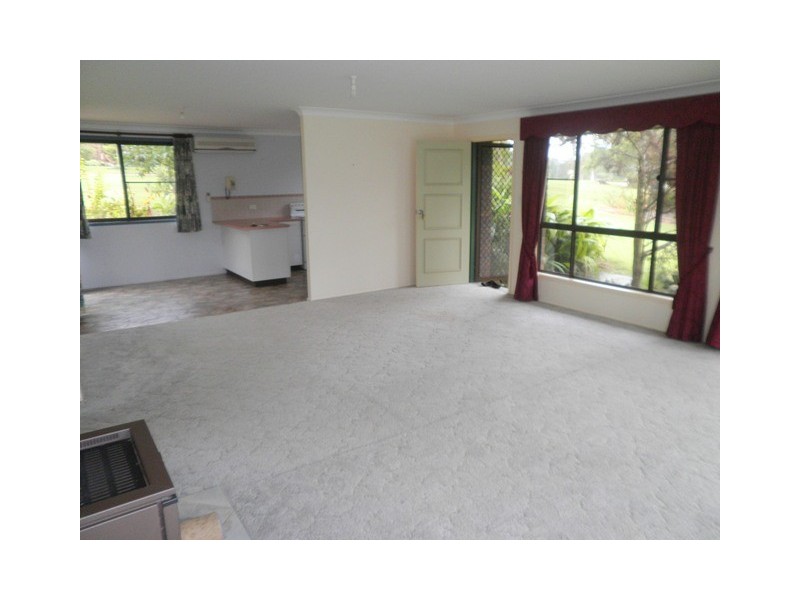 2 Caramana Drive, Waterview Heights, South Grafton NSW 2460