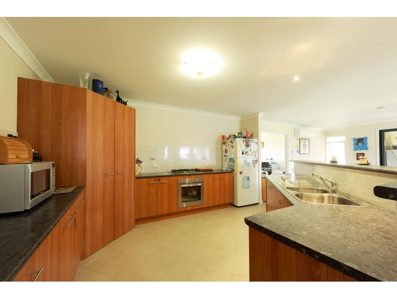 27 Grevillia Drive, Waterview Heights NSW 2460