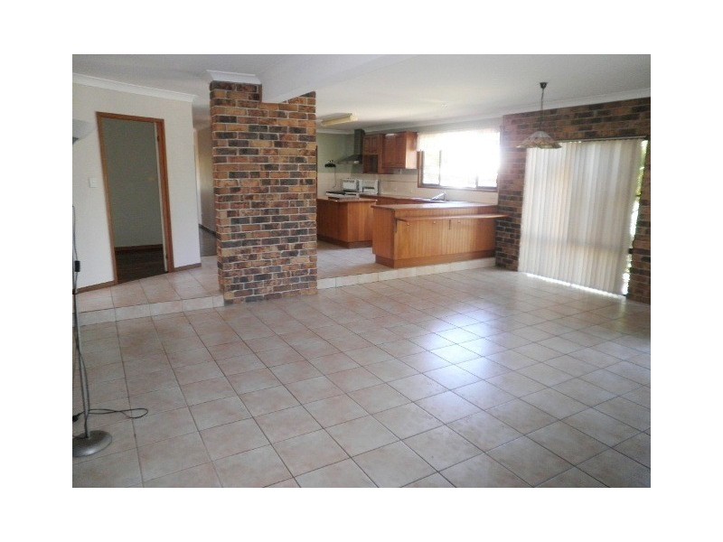 33 Clarence Way, Mountain View NSW 2460