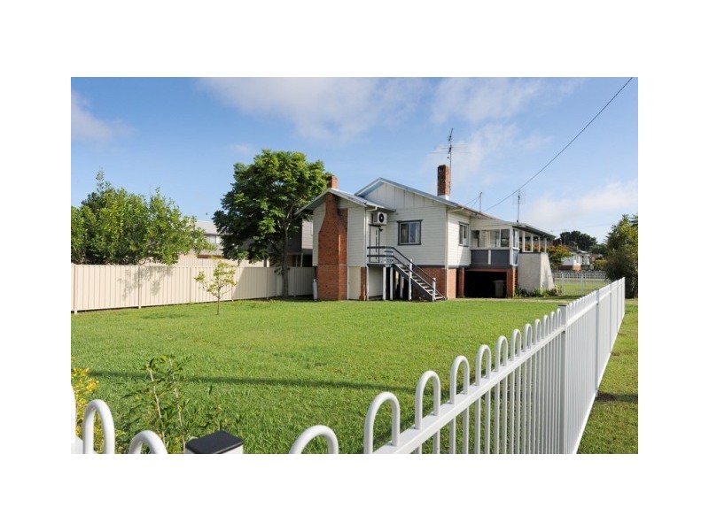 27 Bacon Street, Grafton NSW 2460