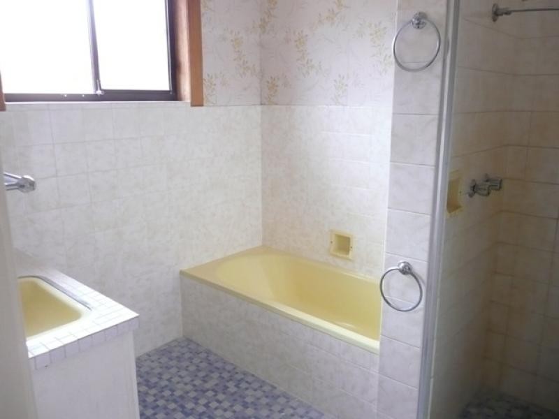 3 Edgecombe Avenue, Junction Hill NSW 2460