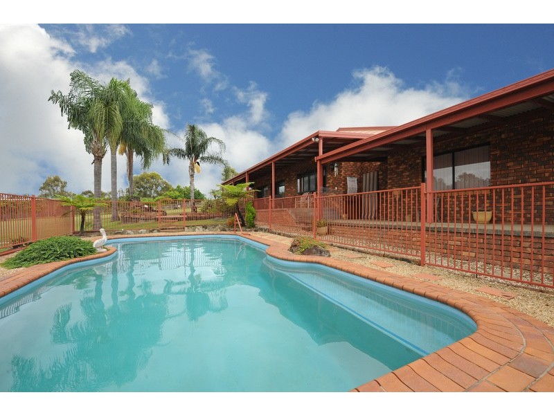 44 HALCYON DRIVE, Waterview Heights NSW 2460
