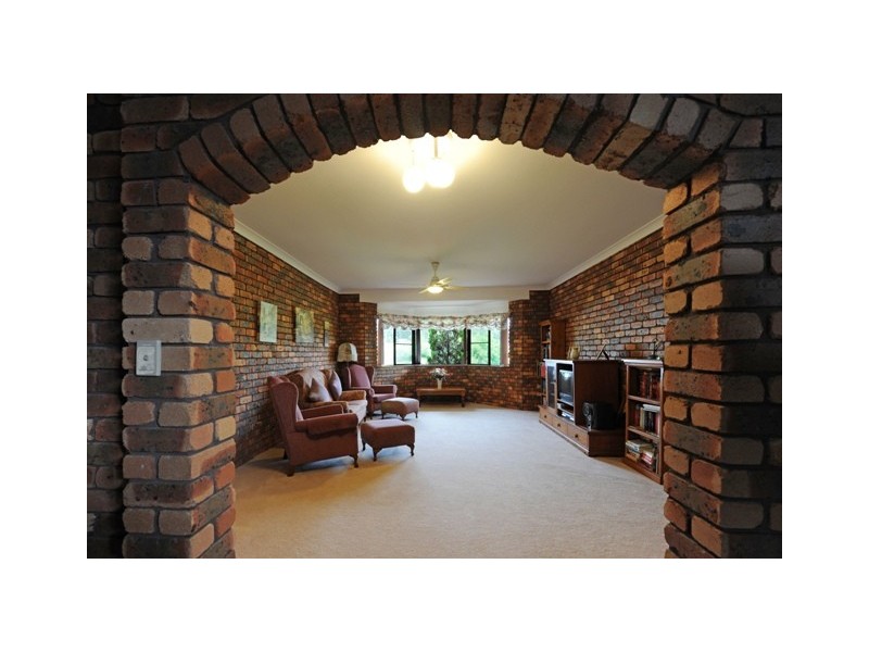 44 HALCYON DRIVE, Waterview Heights NSW 2460