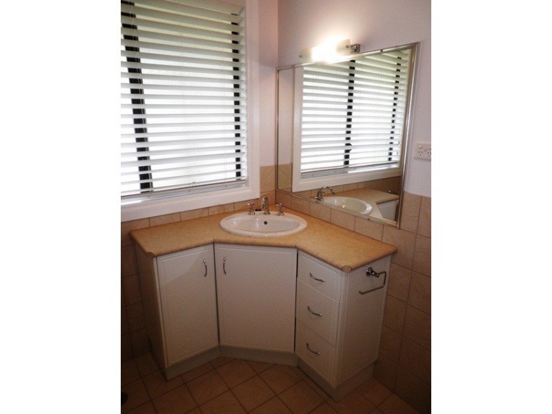 77 Powell Street, Grafton NSW 2460