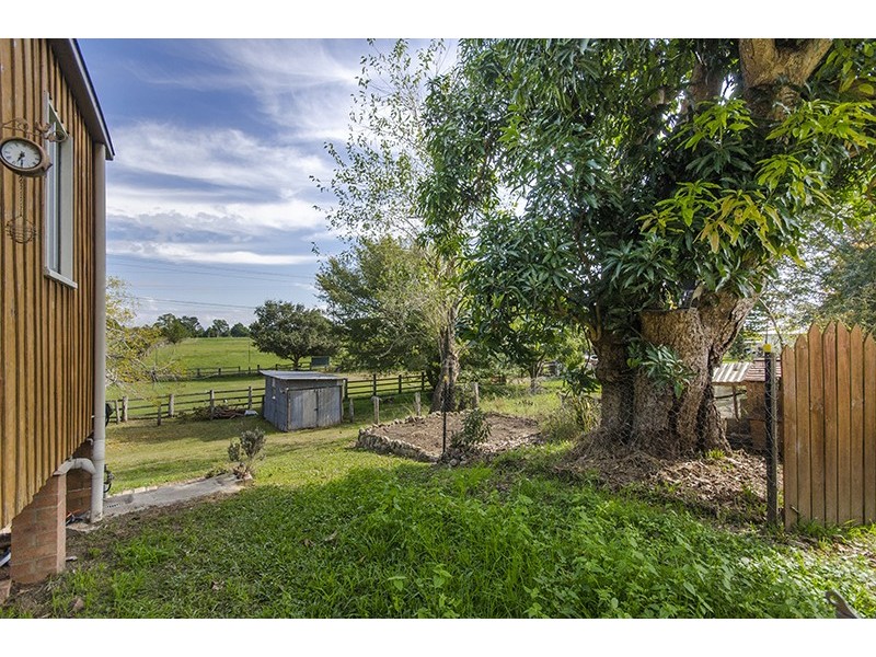 241 Lawrence Rd, Great Marlow NSW 2460