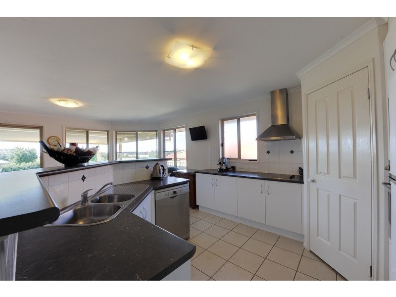 8 Iron Bark Terrace, South Grafton NSW 2460