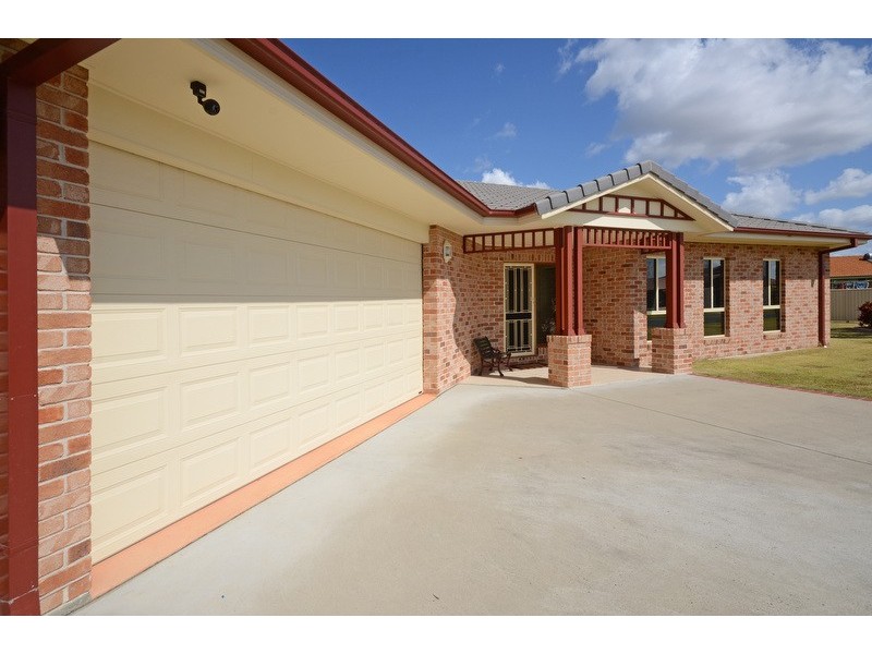 5 Nairn Terrace, Junction Hill NSW 2460