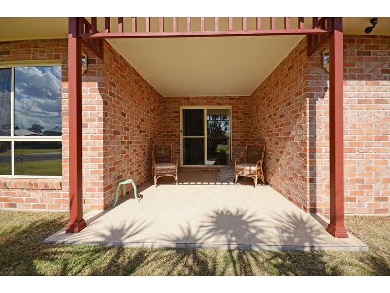 5 Nairn Terrace, Junction Hill NSW 2460
