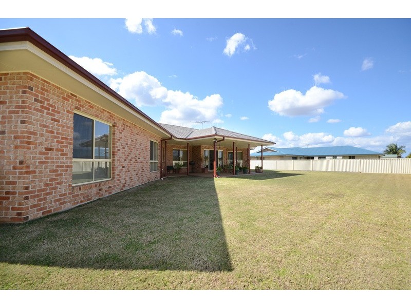 5 Nairn Terrace, Junction Hill NSW 2460