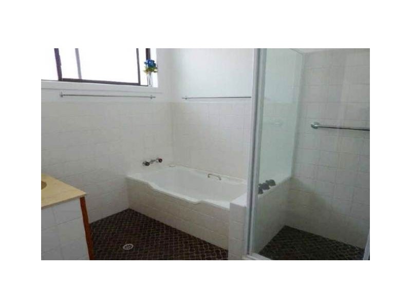 18 Roberts Drive, South Grafton NSW 2460