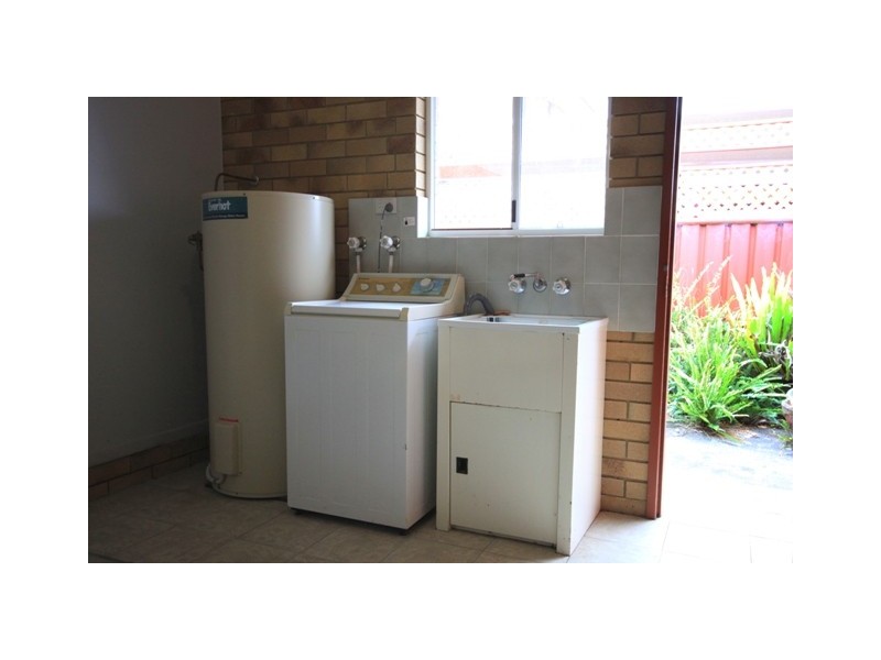 1/38 Ballanda Crescent, Iluka NSW 2466