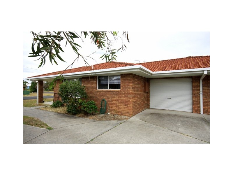 1/38 Ballanda Crescent, Iluka NSW 2466