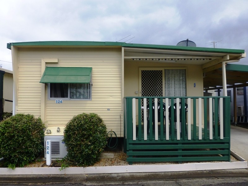 124 Fifth Avenue, Sunset Caravan Park, Woolgoolga NSW 2456