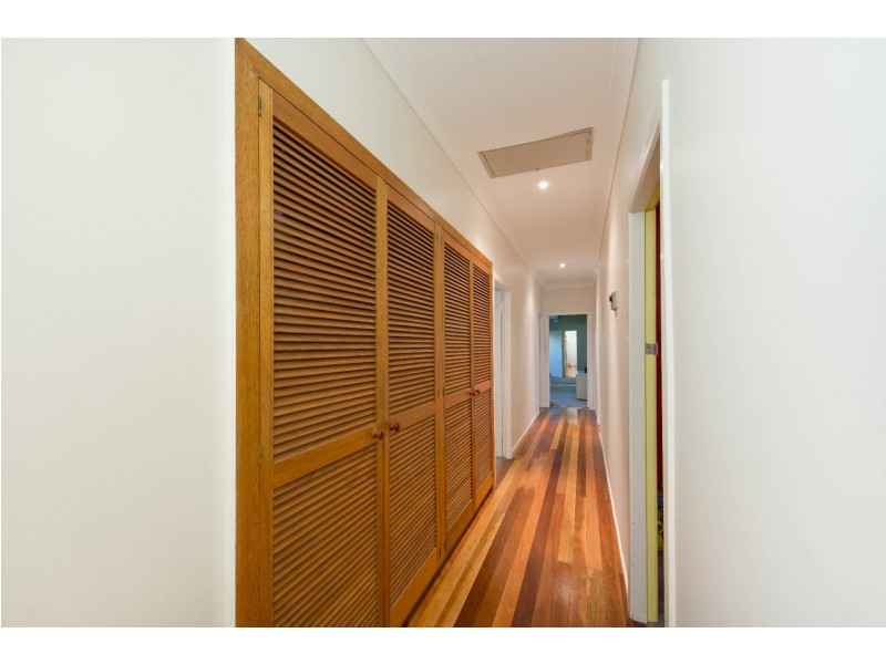 18 Roberts Drive, South Grafton NSW 2460